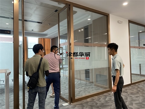 銀川裝修公司|銀川崧蕓辦公室設(shè)計(jì)裝修現(xiàn)場勘察