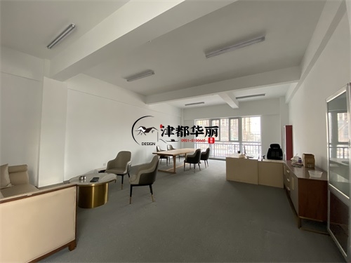 銀川設計裝修公司推薦|銀川龍樾辦公室設計現(xiàn)場量尺